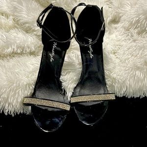 Sexy Bling black heels NEW